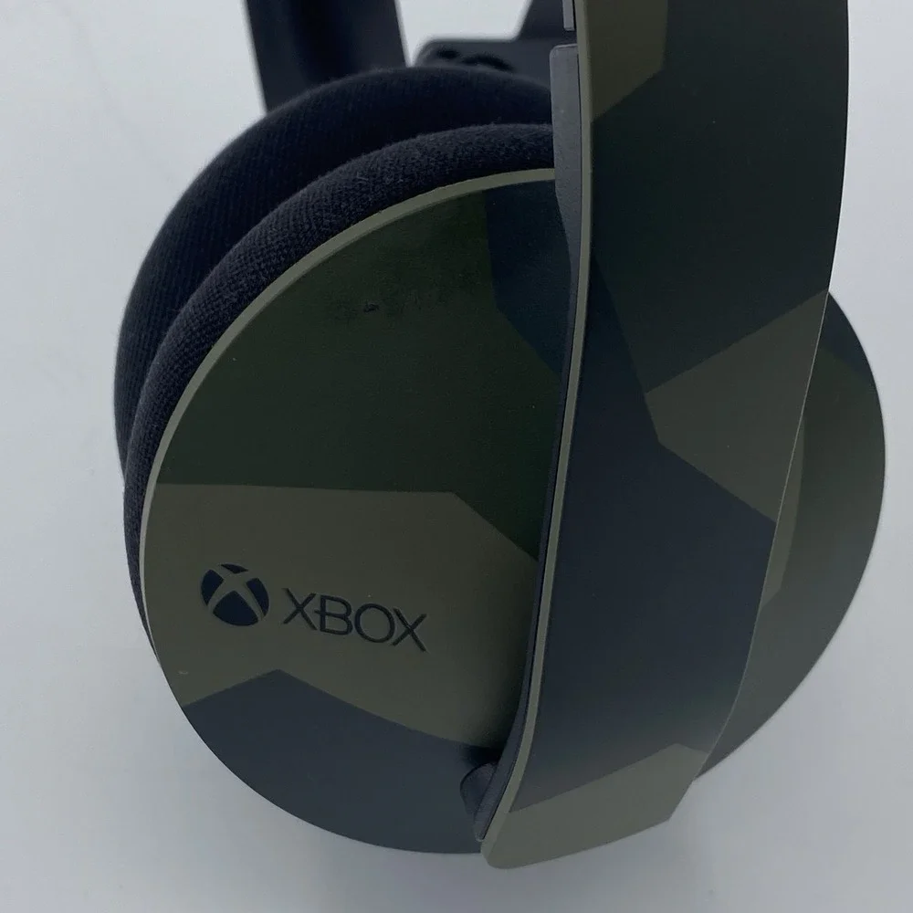 Microsoft Xbox One Wired Stereo Headset (1610) & Adapter (1626)